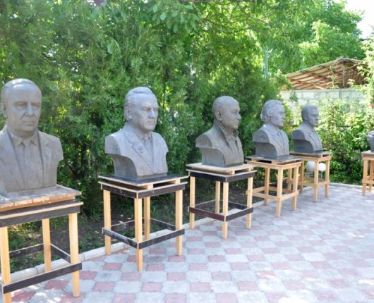 Au fost realizate ultimele șapte busturi ale Medicilor Iluștri 