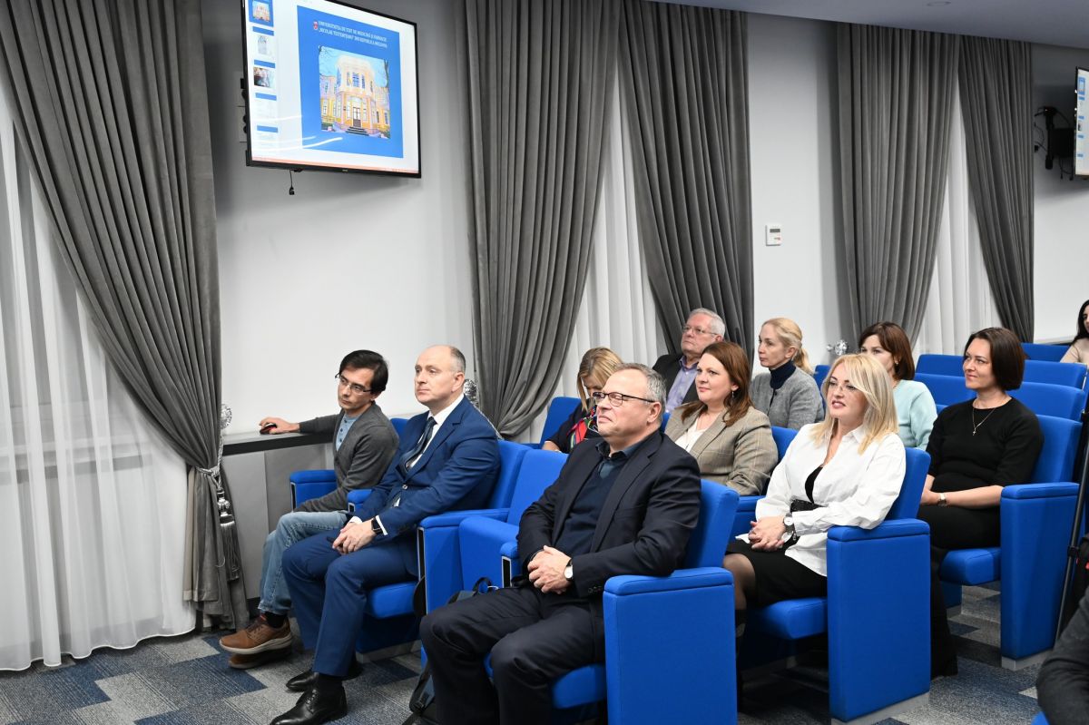Doctor Honoris Causa of “Nicolae Testemitanu” University title awarding to Emeritus Professor Dan Lucian Dumitrascu